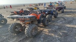 Maharashtra Tourism : केळवे किनाऱ्यावर बीच बाईक, बोट सफर सुरू करण्यासाठी हालचाली; पर्यटन विभागाकडून परवाने नूतनीकरण करण्याची प्रक्रिया…