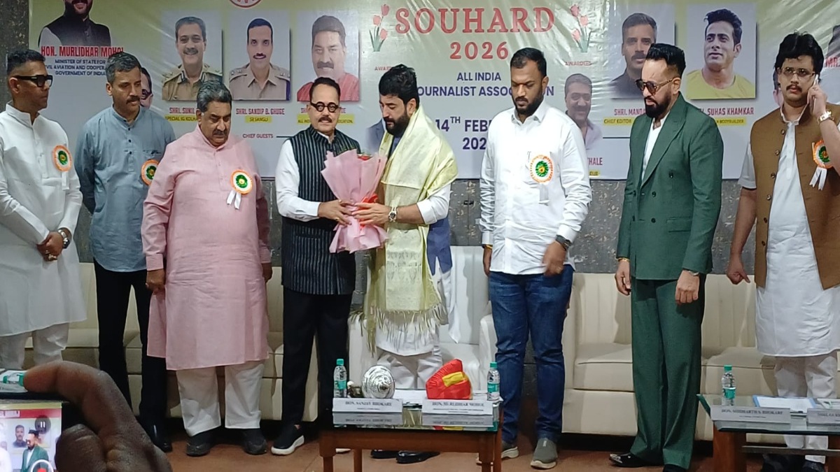 murlidhar mohol sangli baramati ajit pawar plane crash dgca investigate unregistered pilot training centers india airport aviation black box data