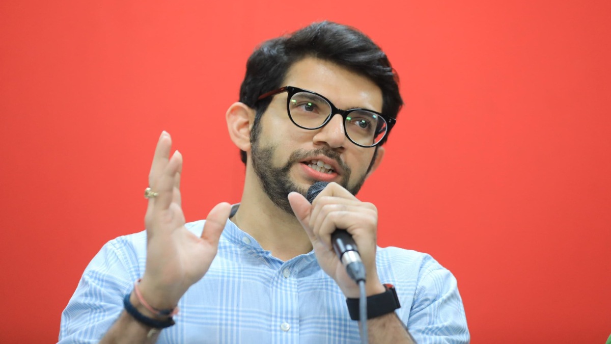 aaditya thackeray shivsena ubt slams mumbai mayor ritu tawade over civic issues bangladeshi vendors controversy mumbai