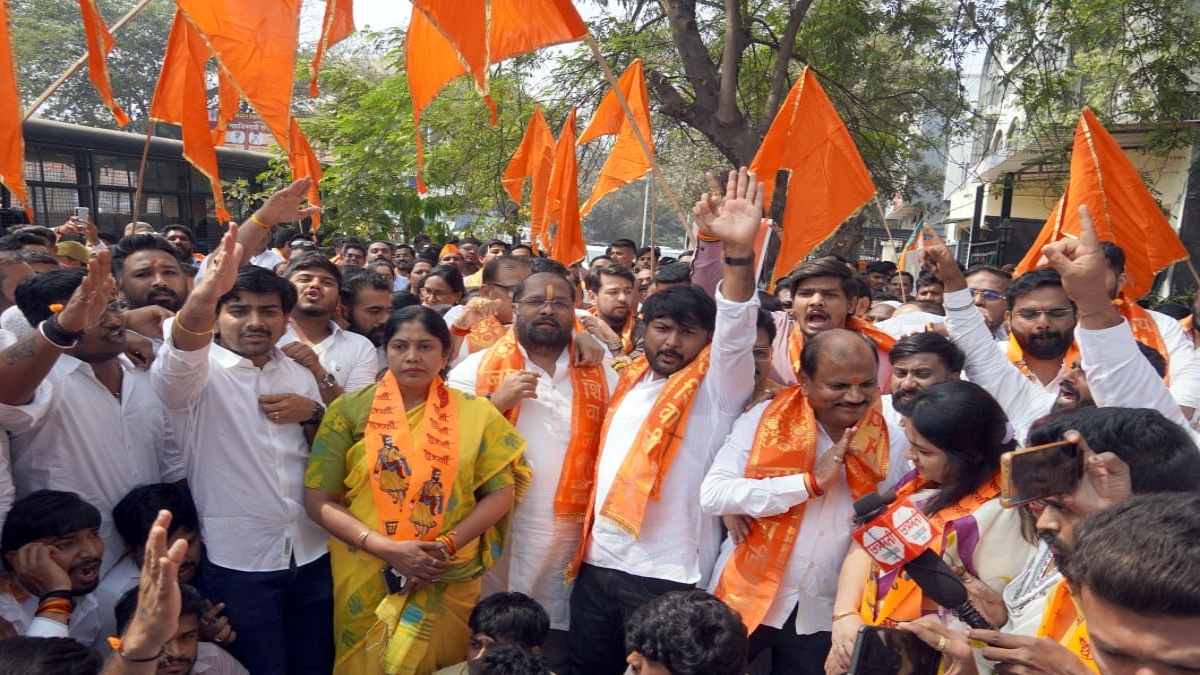Harshwardhan Sapkal Statement Protest BJP Congress Workers Clash Stone Pelting Police Pune