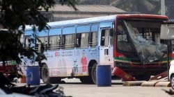 आरे वसाहत येथे बेस्ट बसचा अपघात; बसची चारचाकीला धडक