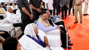 Bhushan Gavai with mother Kamaltai Gavai Amravati