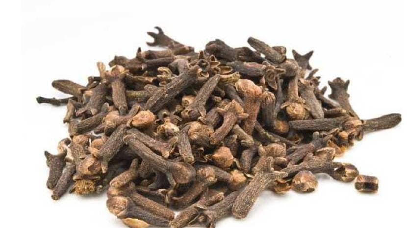 Chew betel leaf with cloves ajwain and honey to get rid of cold cough and phlegm home remdies