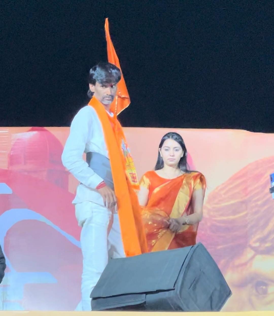 Nirmala Nawale with manoj jarange patil