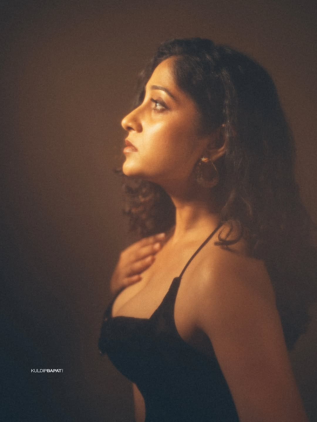 Pallavi Patil Bold Look Photoshoot