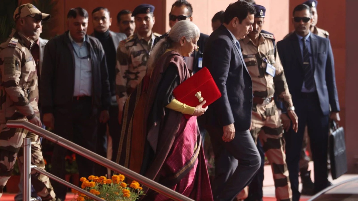 India 2026 budget analysis, Indian economy challenges 2026, GDP growth India 2025-26, India unemployment rate, fiscal deficit India 2026, Make in India impact, India foreign investment trends,