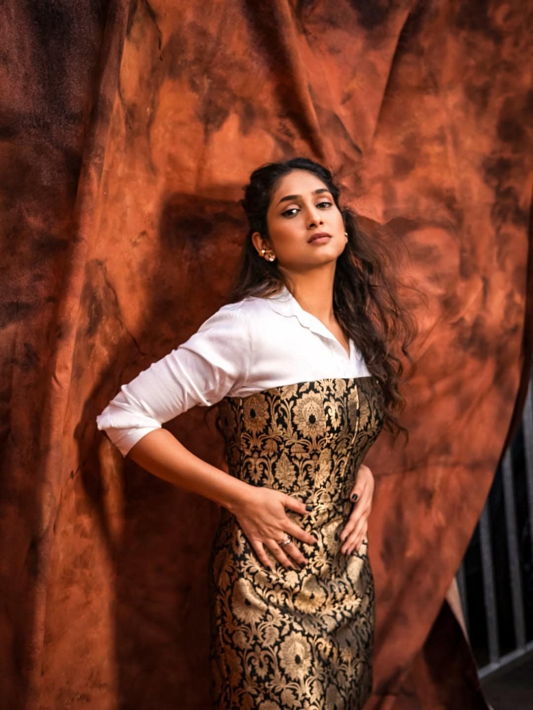 Priyadarshini Indalkar Lagnacha Shot Movie