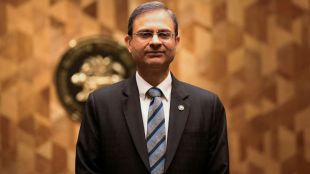 RBI MPC meeting with Governor and committee members discussing monetary policy decisions