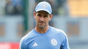 t20-world-cup-2026-india-batting-coach-ryan-ten-doeschate-spin-struggle-abhishek-sharma-form