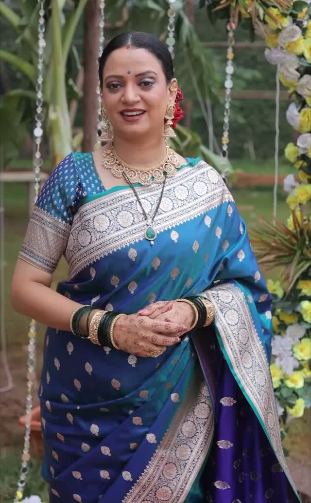 Sharvari Lohokare Green Paithani Saree Look