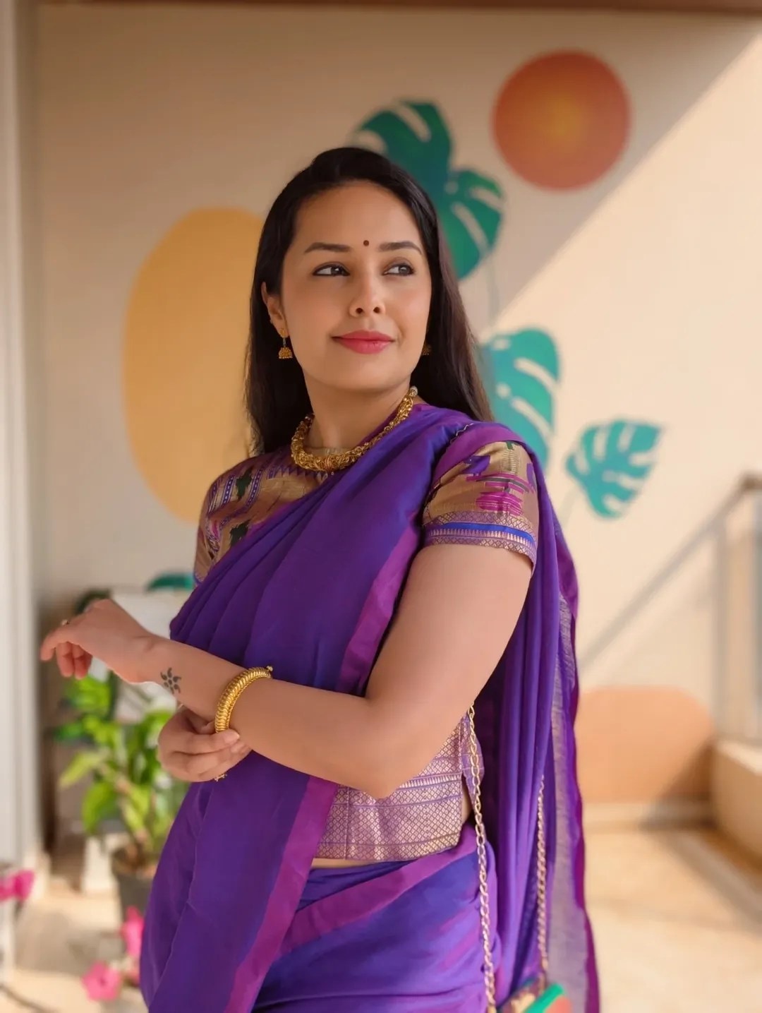 Shivani Rangole Kulkarni Purple Saree Look