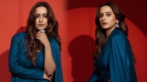 Photos: ‘बिग बॉस मराठी’ फेम शिवानी सुर्वेचा ब्लेझर सूटमध्ये स्टायलिश अंदाज; सोशल मीडियावर फोटोंची चर्चा!