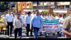 ​आंबा-काजू नुकसान भरपाईसाठी वेंगुर्ल्यात बागायतदारांचा एल्गार; तहसील कार्यालयावर धडकला मोर्चा