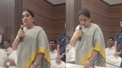Sunetra Pawar Emotional : अजितदादांचं नाव घेताच सुनेत्रा पवारांच्या डोळ्यांत पाणी, “एका क्षणात आपण पोरके…”
