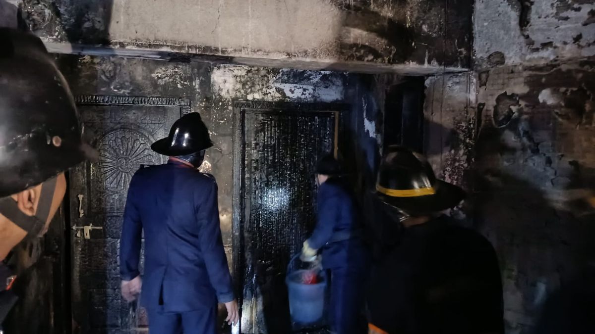 Fire breaks out in electric duct of 18-storey building in Thane two injured