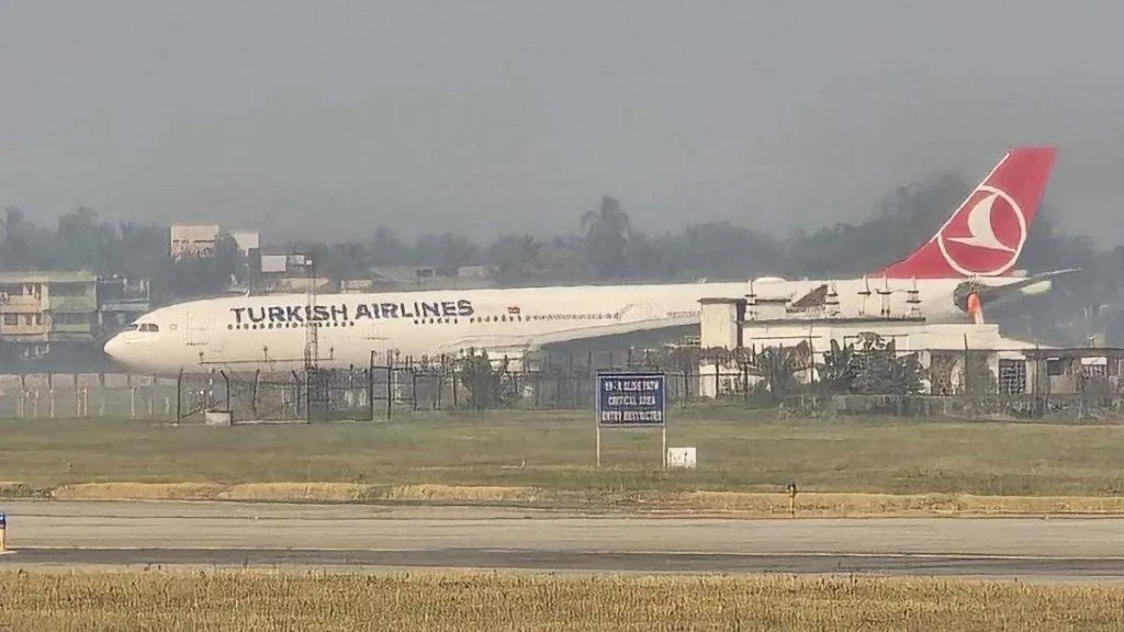 Turkish aircraft emergency landing Kolkata Turkish aircraft emergency landing Kolkata