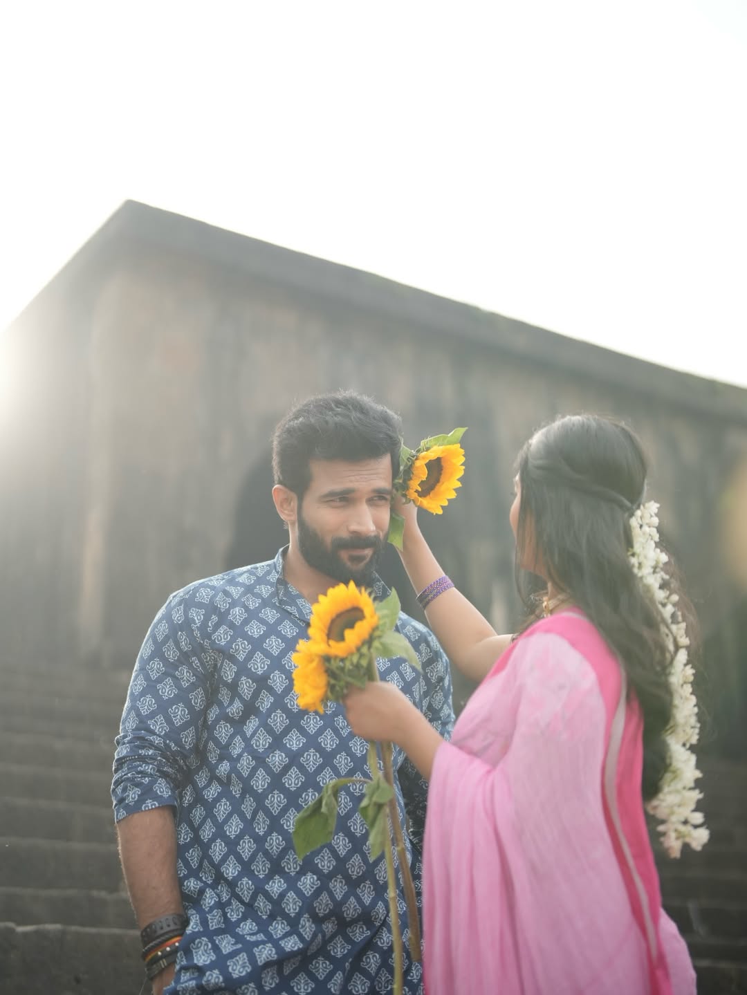 Vishal Nikam Akshaya Hindalkar Romantic Photoshoot