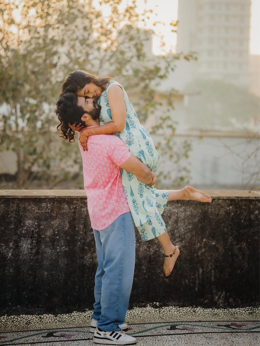 Vishal Nikam Akshaya Hindalkar Romantic Photoshoot