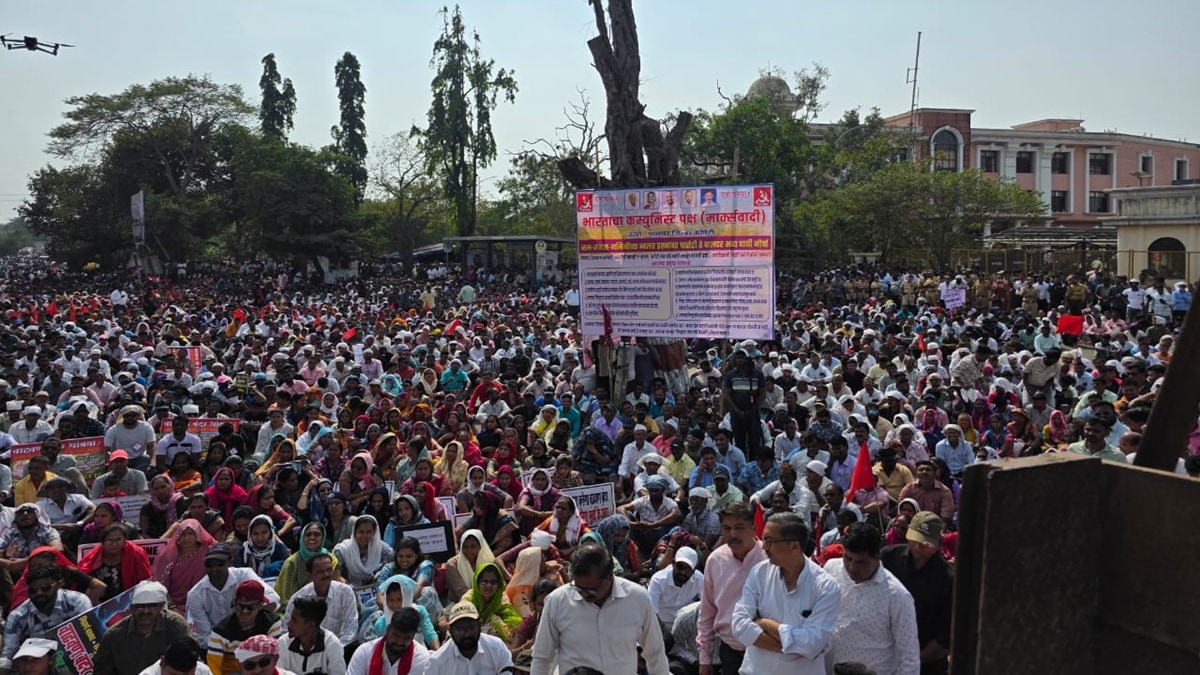 Palghar development, Palghar protests, Palghar district headquarters, Palghar administrative challenges, Palghar labor protests, Palghar road closures, Palghar impact on residents, Palghar student disruptions, Palghar industrial worker issues,