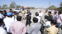 Pimple Nilakh Bridge : रक्षक चौकातील उड्डाणपूलावरुन दुर्घटना घडल्यास अधिकारी, सल्लागारावर गुन्हे; खासदार बारणेंचा इशारा