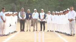 आदिवासी कन्यांची आता क्रिकेटमध्ये ‘एन्ट्री’! गडचिरोलीत ३५ विद्यार्थिनींसाठी खास कोचिंग कॅम्प