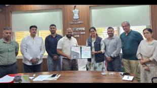Tushar Chavan, Vidya Venkatesh, Kiran Jagtap, Snehlata Patil, Rohan Bhate, Sangram Godse, Kedar Bhide at the signing of the Memorandum of Understanding for the Conservation of the Western Ghats and Strengthening Human-Wildlife Coexistence.