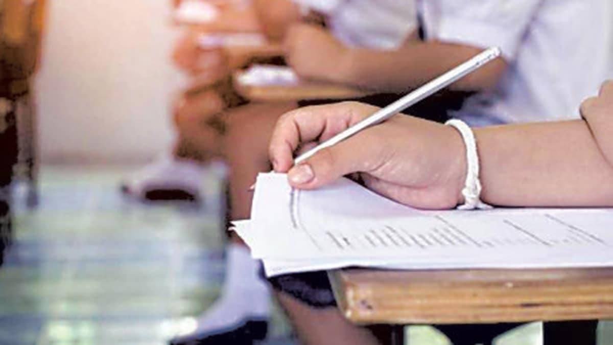 MPSC GS 2 Model Answers, Women empowerment beyond education, Changing patriarchal mindset India, MPSC State Services Mains preparation, Gender sensitization interventions, Role of civil society in gender equality, MPSC Mains GS 2 study material Marathi, Female autonomy and property rights India,