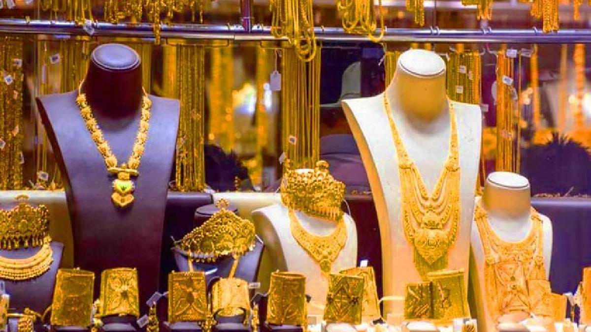 Jewellers are now forced to send ornaments to Mumbai for purity certification, causing significant delays in deliveries.
