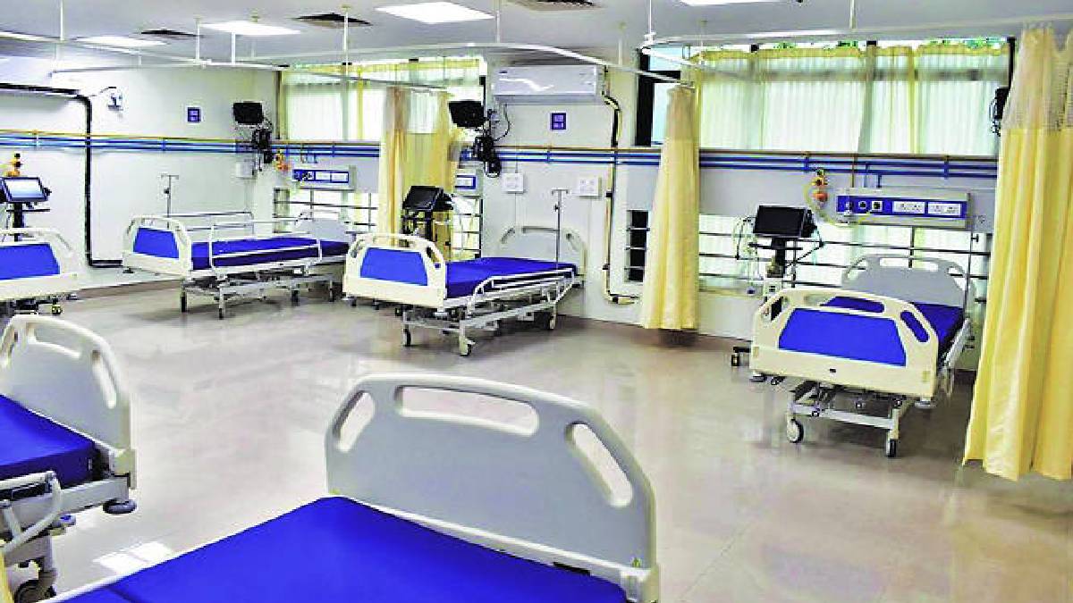 India's healthcare system faces 'bed shortage'