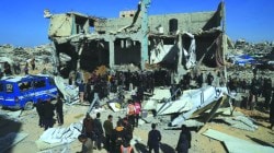 इस्रायलच्या हल्ल्यांत ३० ठार; राफा सीमा उघडण्यापूर्वी गाझावर जोरदार हल्ले