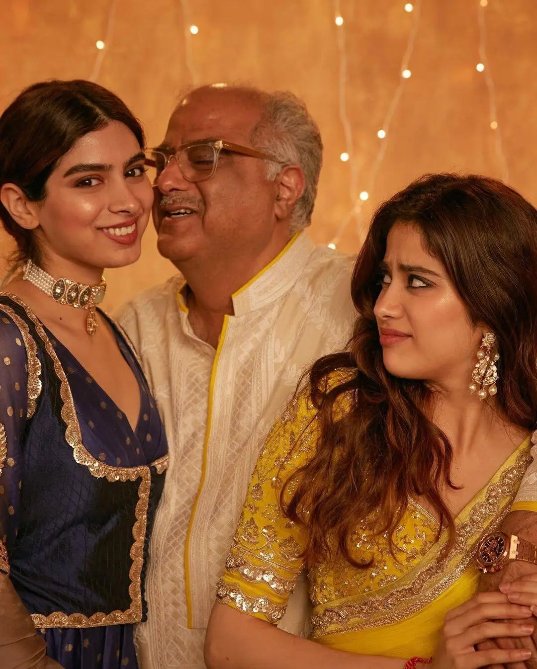 janhvi kapoor in parents room