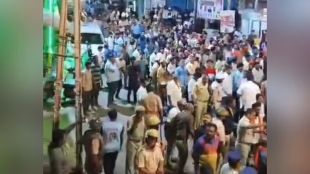 karnataka-bagalkot-stone-pelting-incident-police-lathicharge-arrests