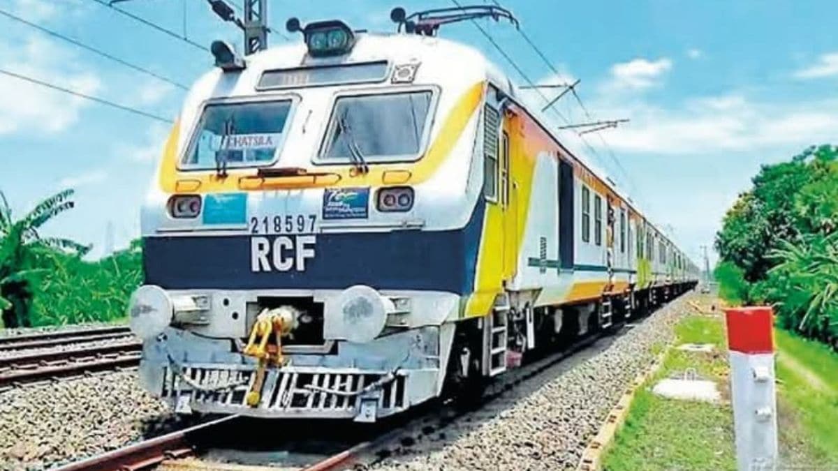 konkan-railway-special-memu-train-chiplun-to-panvel-for-election-return-journey