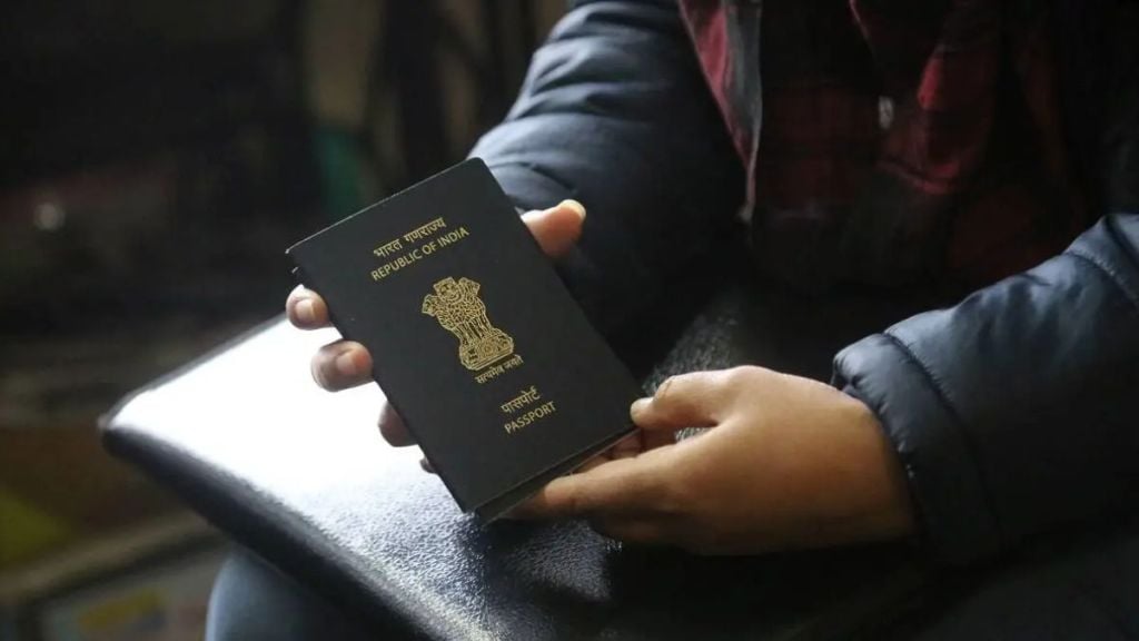 दोन देशांमध्ये व्हिसा-फ्री प्रेवश बंद, तरी २०२६ मध्ये भारताची पासपोर्ट रँकिंगमध्ये १० स्थानांची झेप दोन देशांमध्ये व्हिसा-फ्री प्रेवश बंद, तरी २०२६ मध्ये भारताची पासपोर्ट रँकिंगमध्ये १० स्थानांची झेप