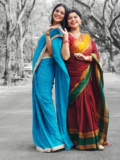 'महादेव अँड सन्स' या मालिकेत या दोघी झळकत आहेत. मानसी यामध्ये भानू ही नकारात्मक भूमिका साकारत आहे तर स्नेहा विद्या ही सकारात्मक भूमिका साकारत आहे.