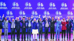 एआयचे लोकशाहीकरण गरजेचे; पंतप्रधानांची स्पष्ट भूमिका; कृत्रिम प्रज्ञेच्या ‘मानव’रूपरेषेची मांडणी