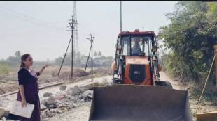 Bhagur railway flyover protest news in marathi