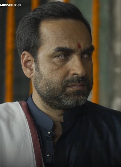 जेव्हा त्यांनी 'मिर्झापूर'मध्ये काम केलं तेव्हा त्यांच्या आयुष्यात टर्निंग पॉइंट आला. यामधून ते रातोरात स्टार बनले. यातील त्यांचे संवाद, अंदाज सगळंच व्हायरल झालं होतं.