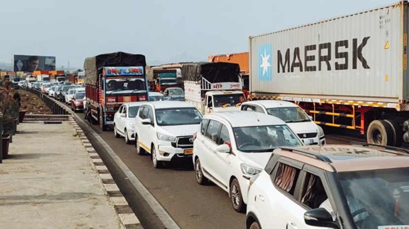 black point on mumbai pune express way (Photo- Indian Express)