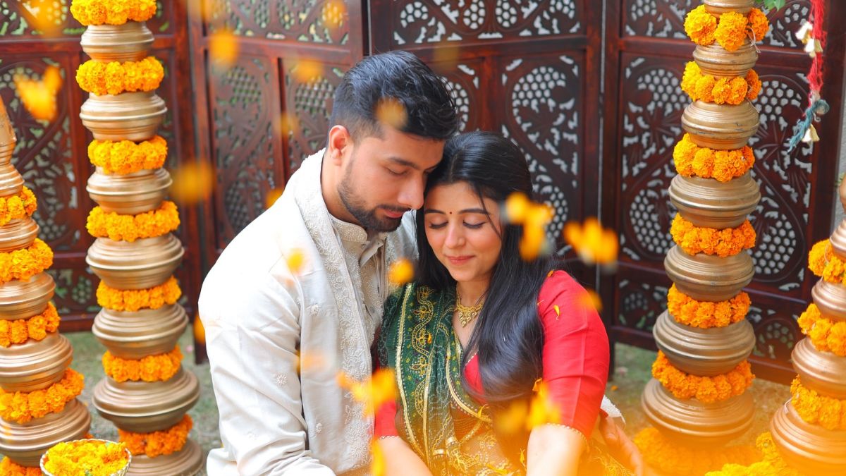 rab se hai dua fame yesha rughani got engaged with long time boyfriend narinder singh shares photos on social media