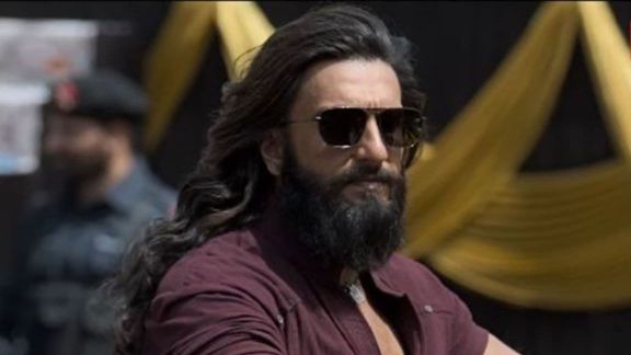 ranveer singh dhurandhar trending longest on bookmyshow beats chhaava and pushpa 2 jawan records