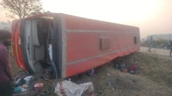 डुंबरवाडीजवळ सहलीसाठी निघालेल्या एसटी बसला अपघात; १४ विद्यार्थ्यांसह १८ जण जखमी