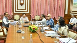 Minority School Certificate : उपमुख्यमंत्री सुनेत्रा पवार यांनी घेतली बैठक, शासकीय दुखवट्यात प्रमाणपत्र दिल्याप्रकरणाच्या चौकशीचे दिले आदेश