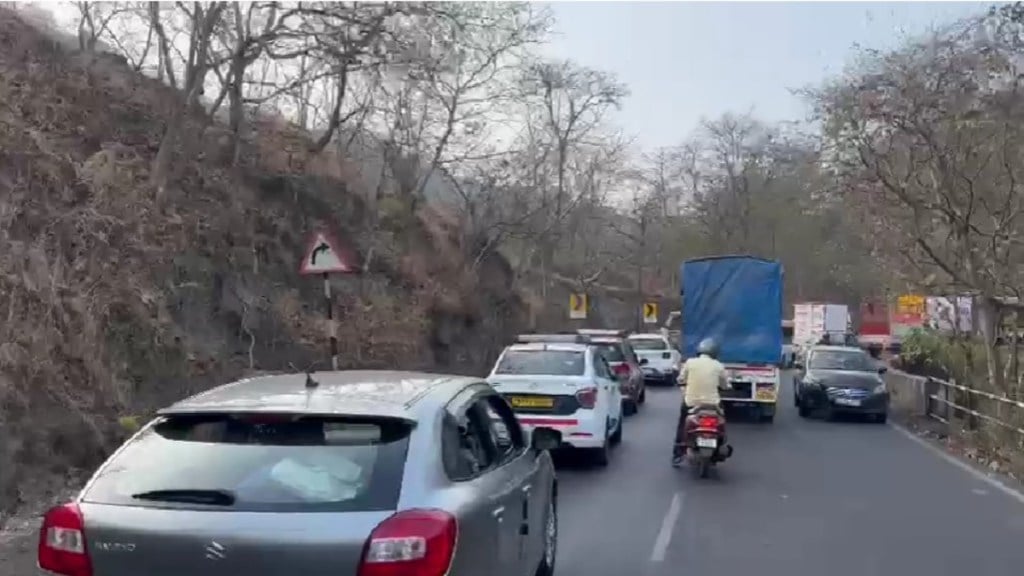 mumbai pune expressway traffic disrupted for over 14 hours mumbai pune expressway traffic disrupted for over 14 hours