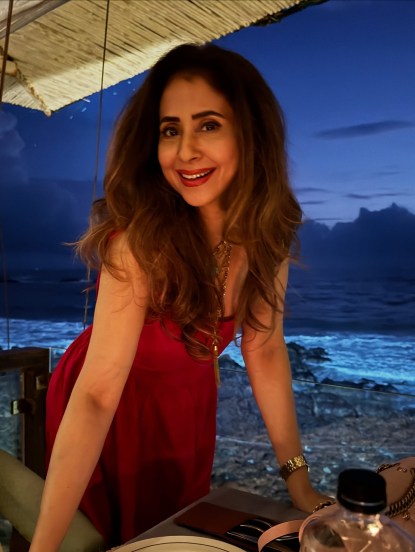 Urmila matondakar birthday