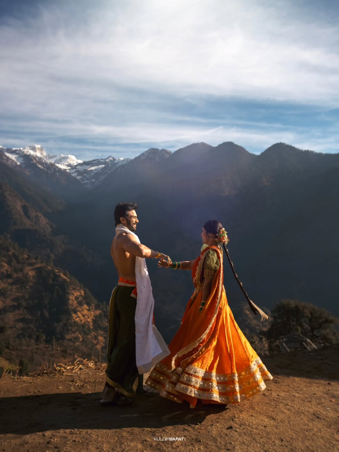 vishal nikam and akshaya hindalkar tie knot in uttarakhand