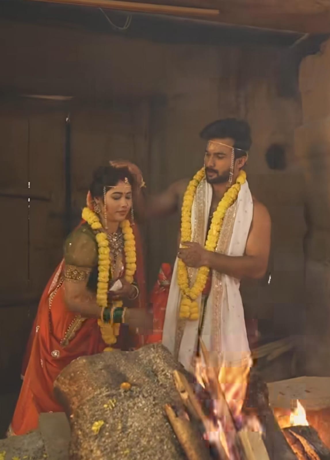 vishal nikam and akshaya hindalkar tie knot in uttarakhand