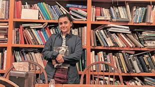 Parna Pethe Marathi actress reading habits, news