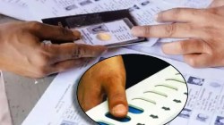 घटनात्मक अधिकारातून मतदानाकडे बघताना