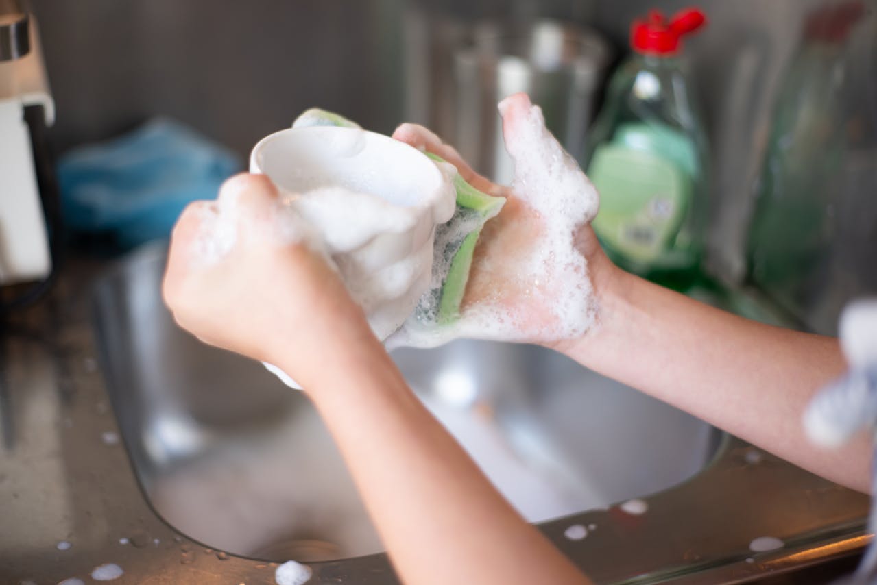 how to clean vessels